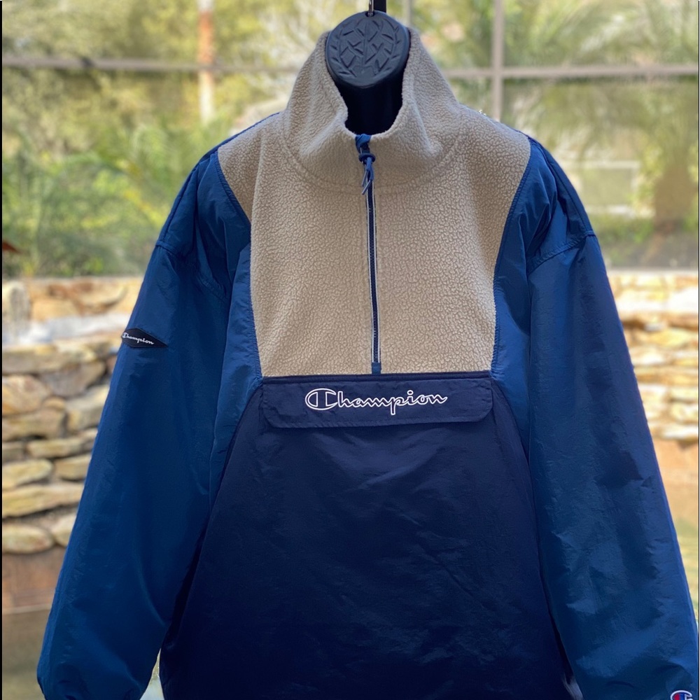 CHAMPIONS STADIUM ANORAK JACKET